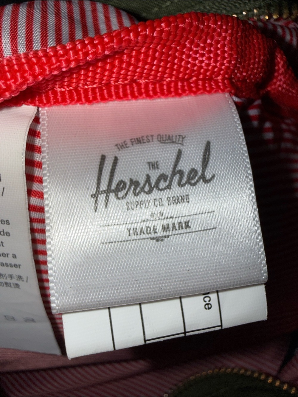 Herschel Classic Hip Pack - 1L - Picture 6 of 12
